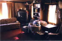 Main House Living Room 2.jpg (40564 bytes)